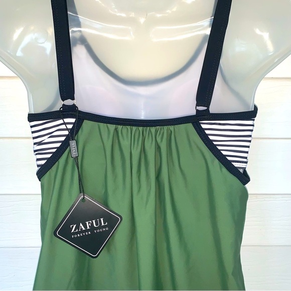 Zaful Green Ruched Sleeveless Bikini NWOT SIZE small - Picture 6 of 6